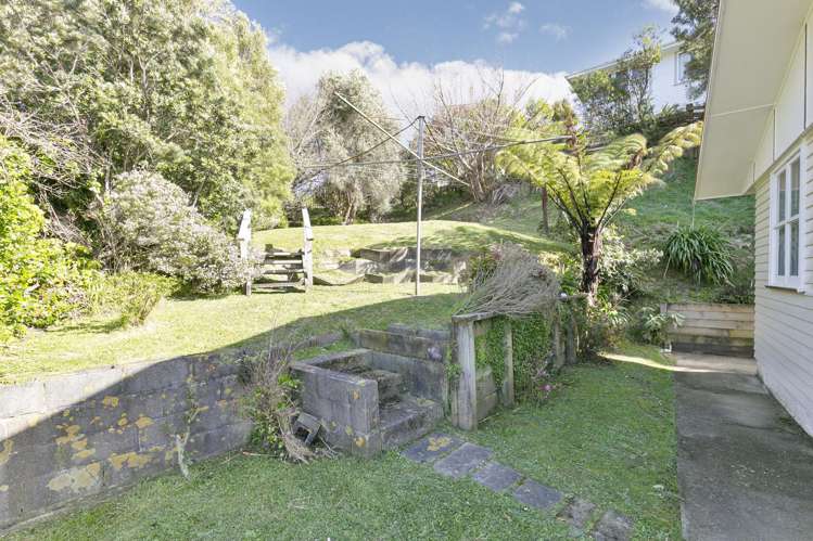 51 Catherine Crescent Paparangi_13