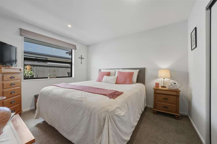 30 Shrimpton Avenue Woodend_8