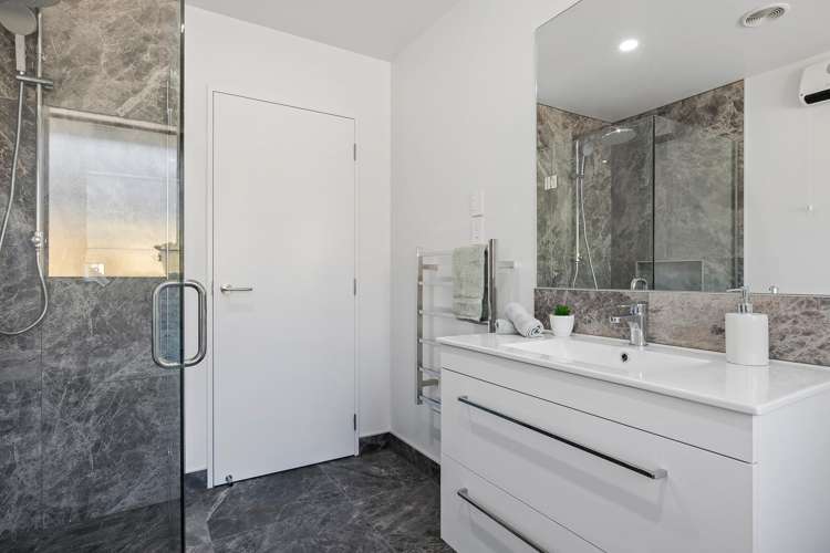 27 Crossley Avenue Woodend_15