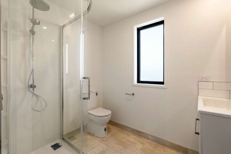 2 Mirek Street Waikanae_21