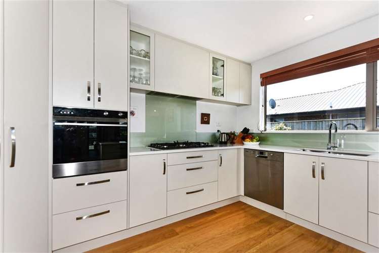 8 Benedict Street Aidanfield_2