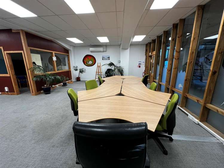 U229/21. Level 1 Left Bank Te Aro_11