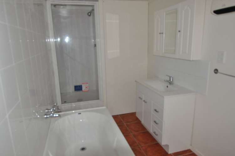 8/408 The Esplanade Island Bay_9