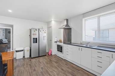 150 Moulson Street_4