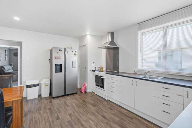 150 Moulson Street Strathern_4