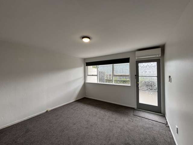 2/93 Grafton Street Waltham_1