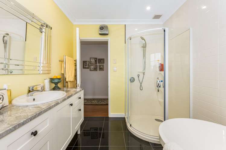 43 Simla Crescent Khandallah_22