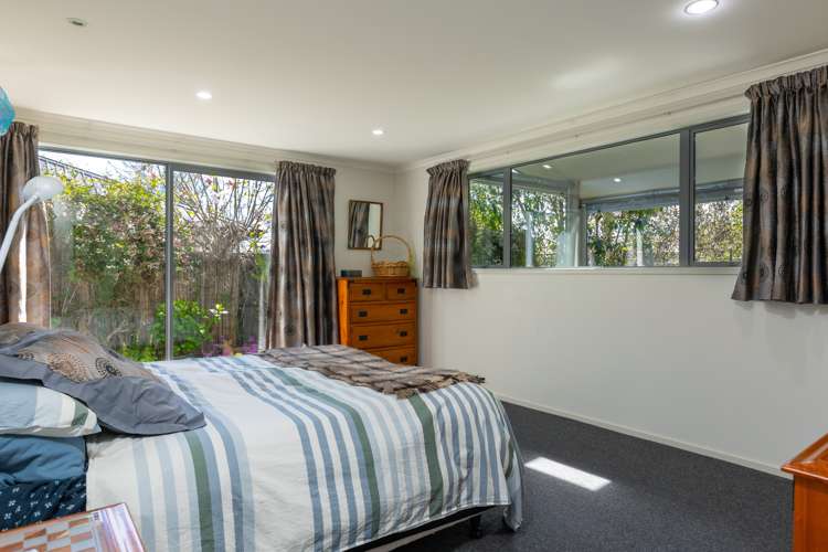 12 Kensington Place Springlands_23