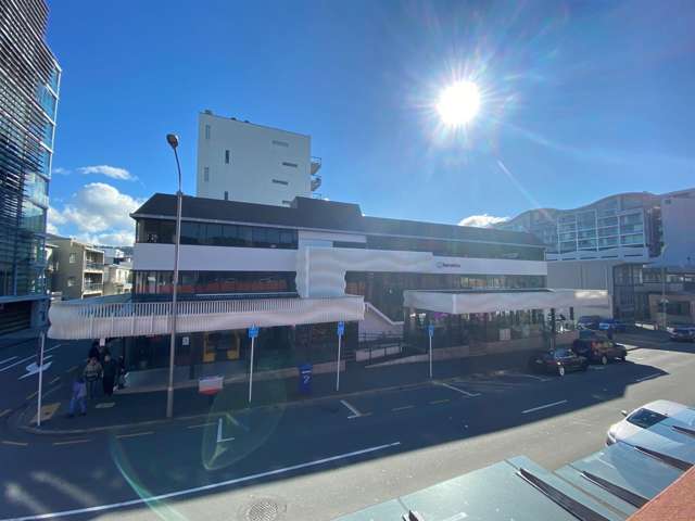 Well located Te Aro floor | 725sqm