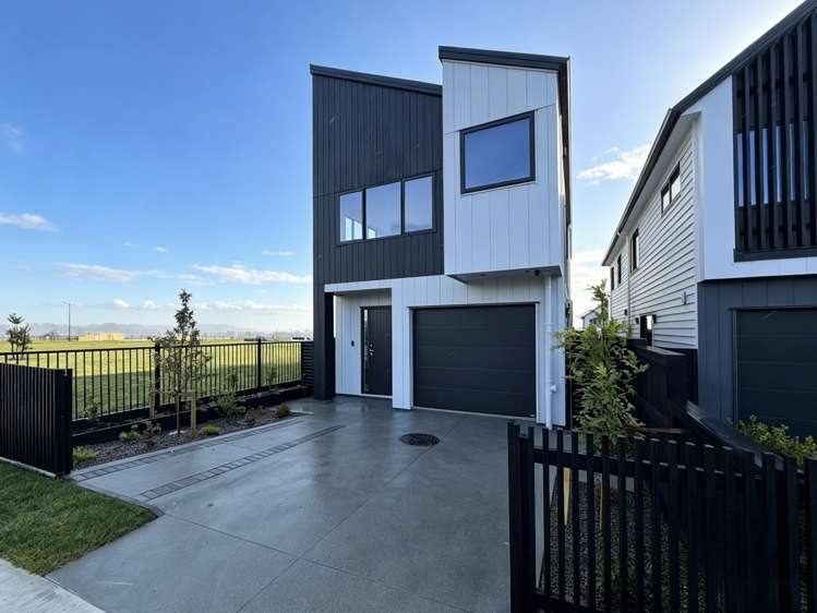 8 Lamont Street Milldale_21