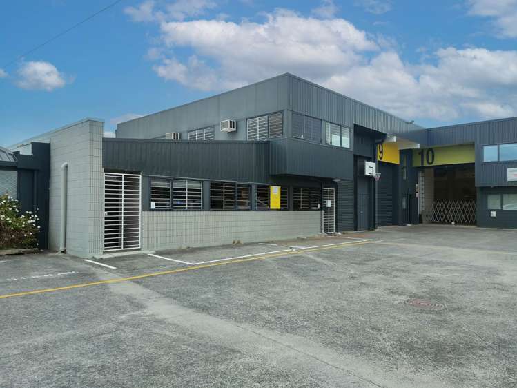 Unit 8/3034-3038 Great North Road New Lynn_2