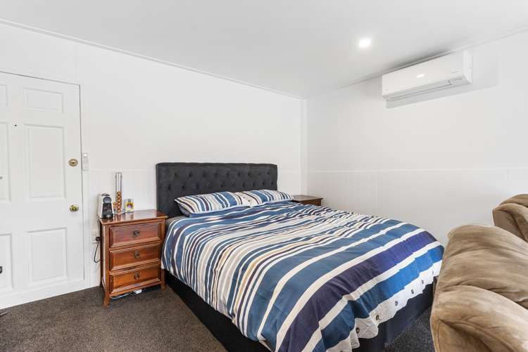 1/49 Archers Road Hillcrest_15