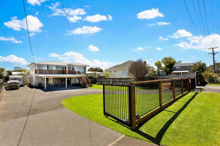 9 Stokes Avenue Te Atatu Peninsula_0