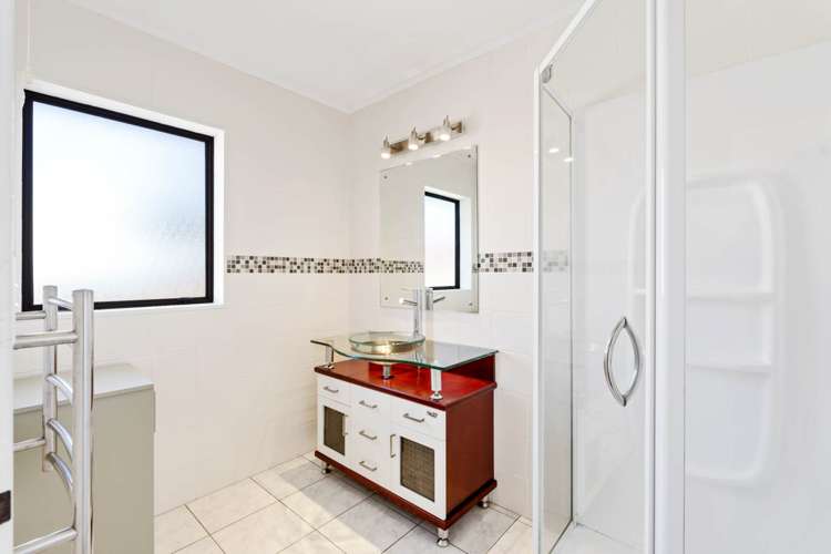 2/70 Butterworth Drive Glendene_8