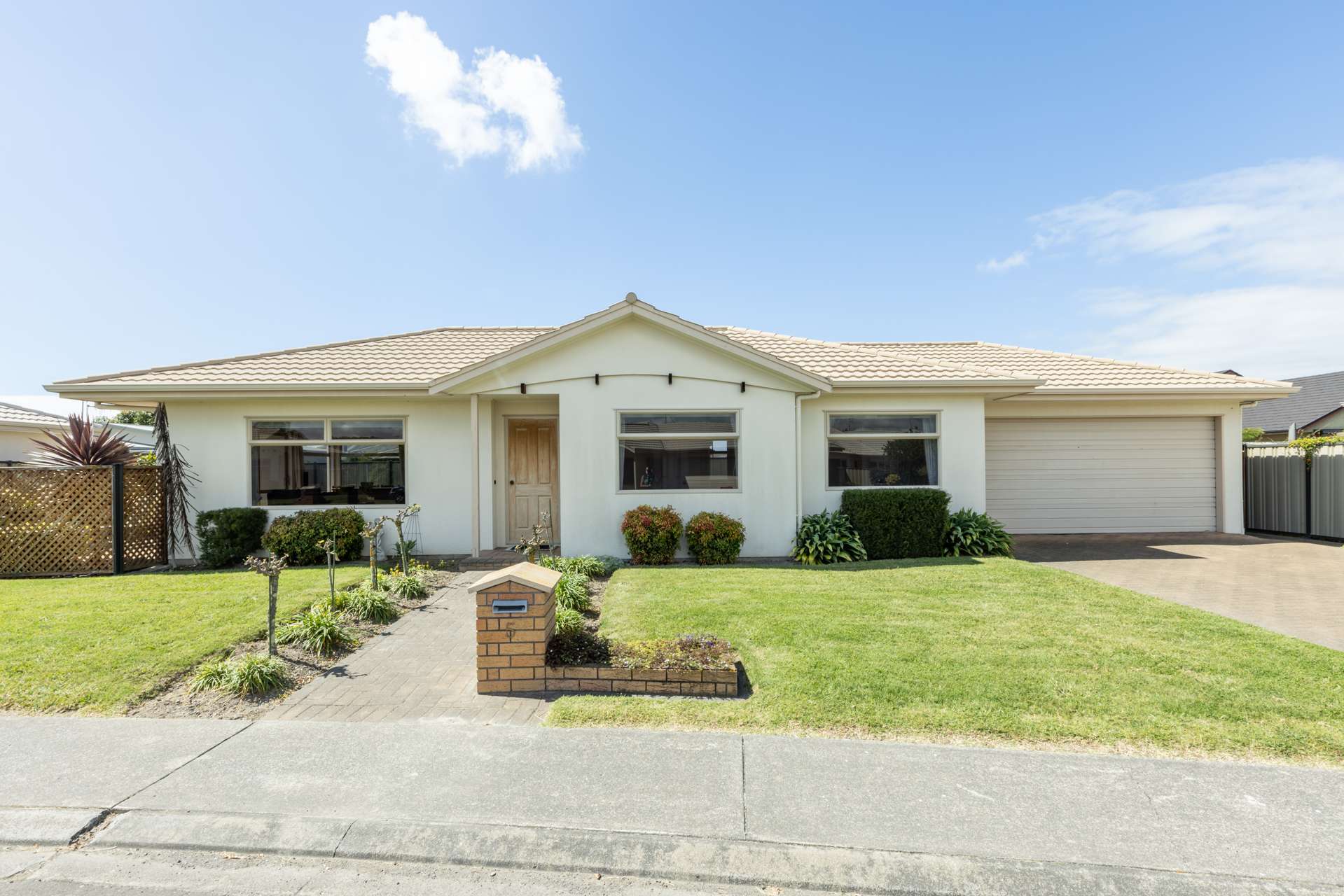 5 Ellerslie Place Taradale_0