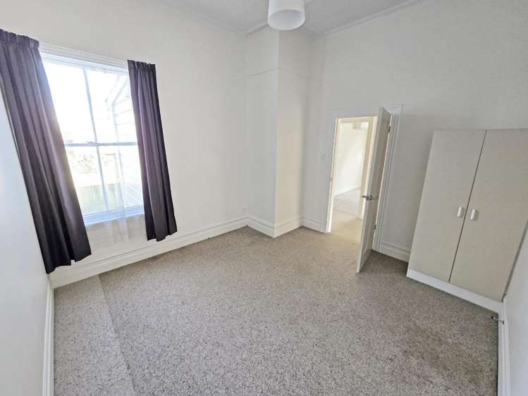 84 Mein Street Newtown_5