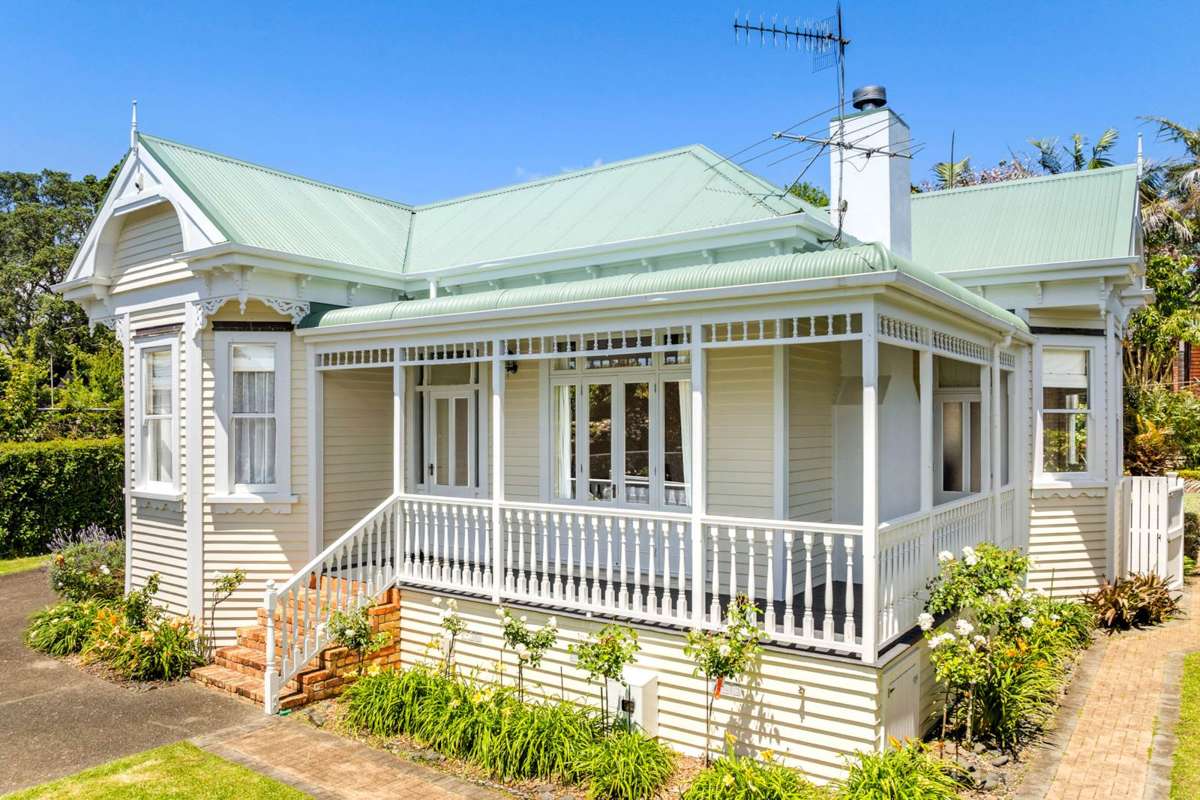 25 Cornwall Park Avenue_1