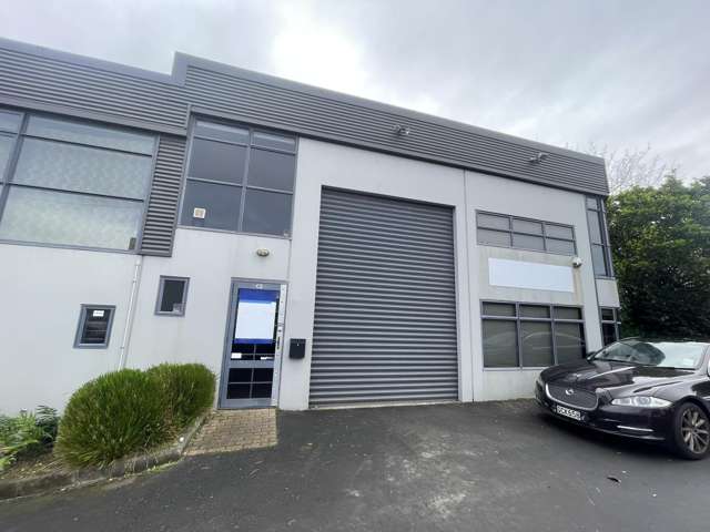 Functional industrial unit – 90sqm