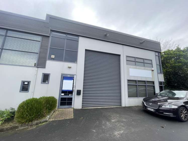 2C/9-11 Tait Place_0