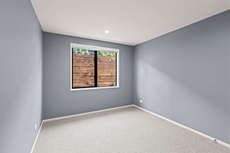 2 Piper Way Glen Avon_13