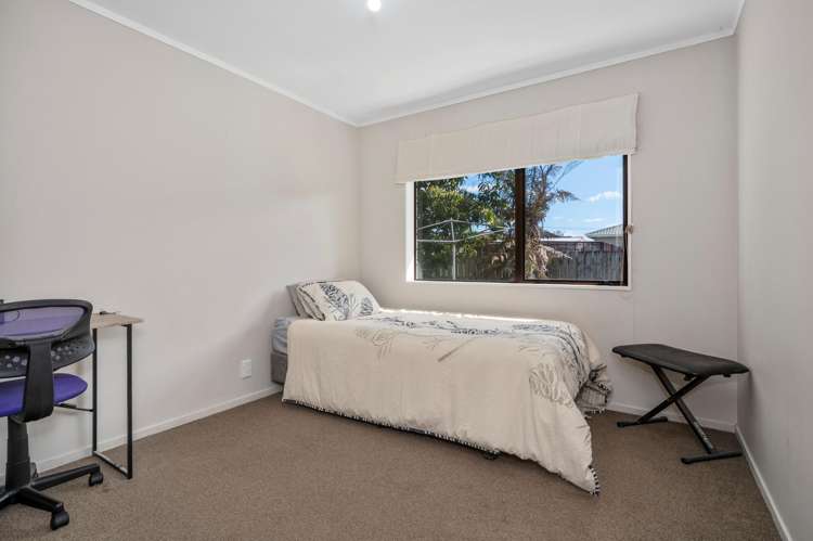 57B Pemberton Crescent Greerton_10