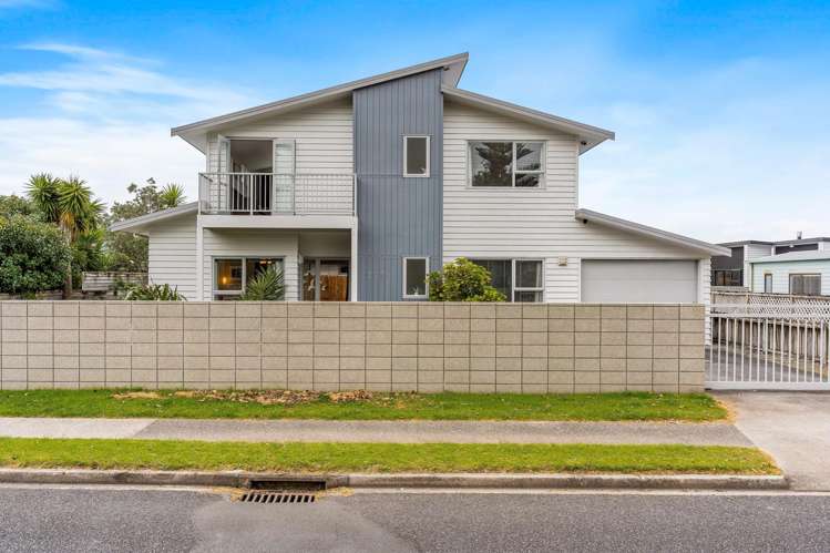 208A Ocean Road Whangamata_0