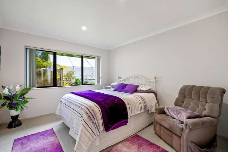 99 Old Parua Bay Road Abbey Caves_13