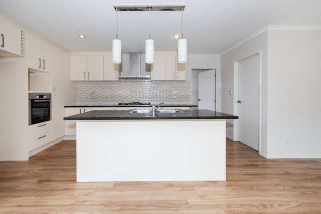 15 Yatterina Avenue Takanini_1