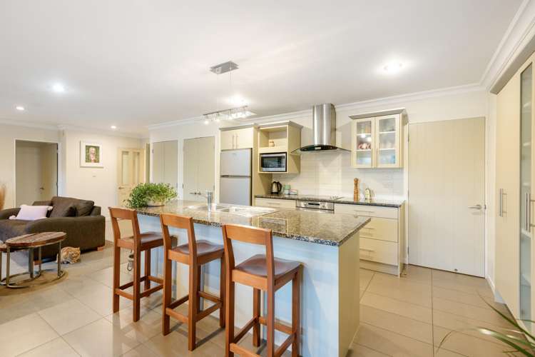 10 Coles Cove Papamoa_7