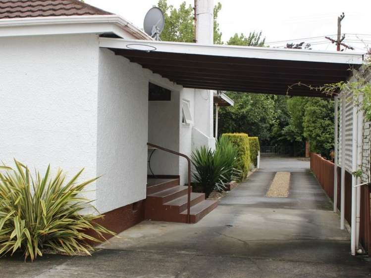 35 Clifton Avenue Carterton_7