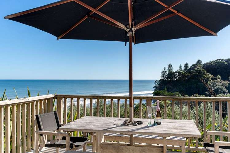 30 Beach Road Waiiti_8