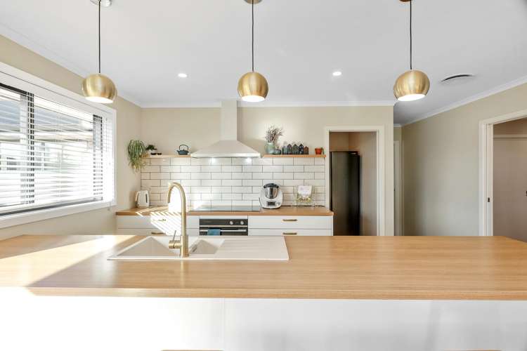 11 Aerodrome Road Burleigh_6