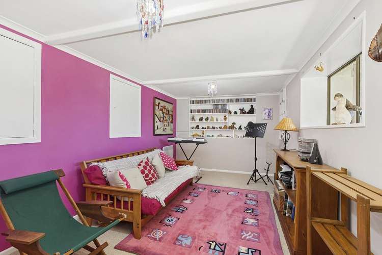 14 Kenef Road Paremata_15