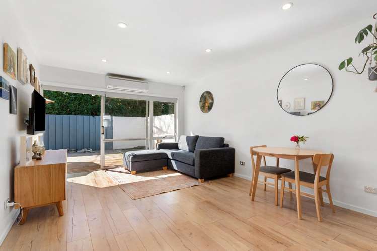 1/11 Harding Avenue Mount Wellington_4