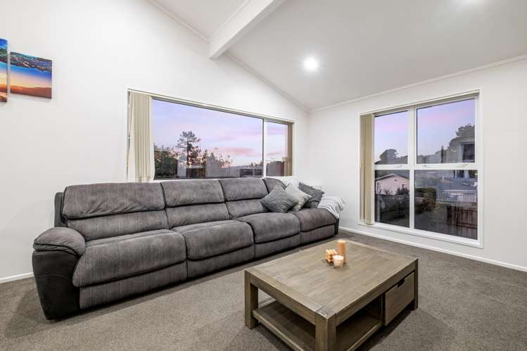 8 Japonica Crescent Ranui Heights_15