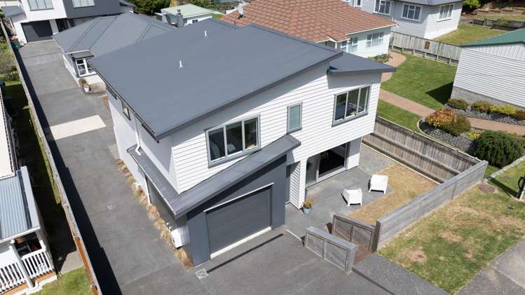 7A Romney Square Tawa_16