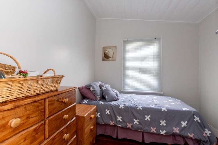 28 Station Road Paeroa_9