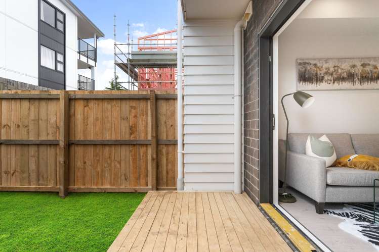 2/3226 Great North Road New Lynn_6