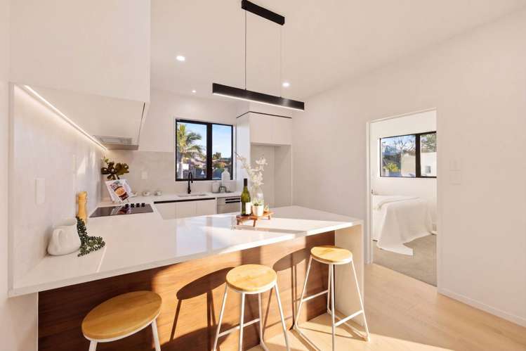 13C Meadway Sunnyhills_11