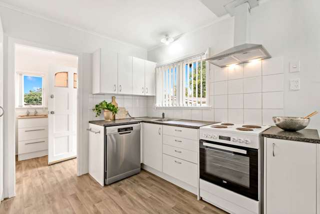 1/66 Sutton Crescent Papakura_2