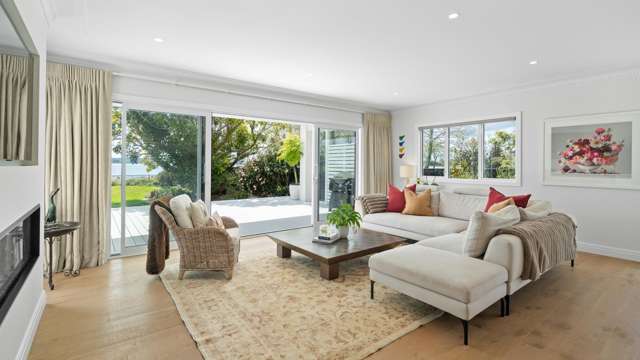 6 Cooper Avenue Holdens Bay_4