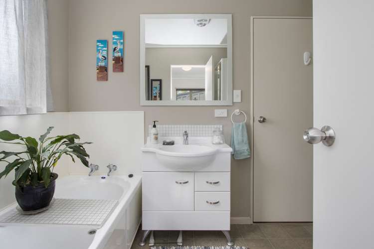 25 Gilmour Street Waihi_16