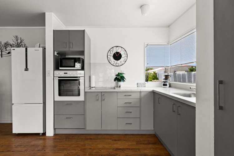 4b Windsor Terrace Taradale_5