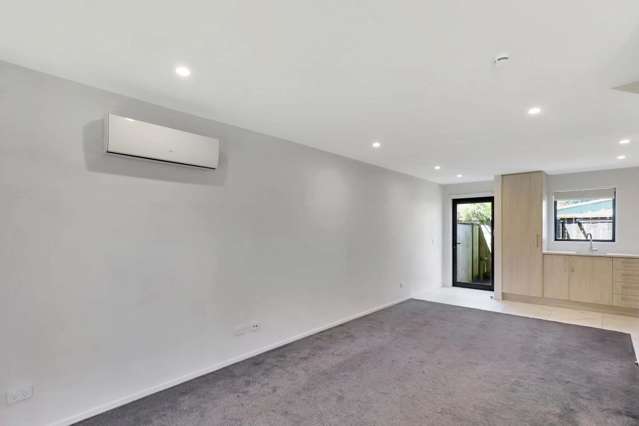 7/16 Biddle Crescent 1353_3