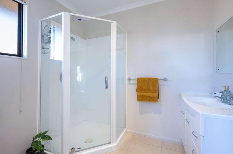 55 Otia Drive Richmond_14