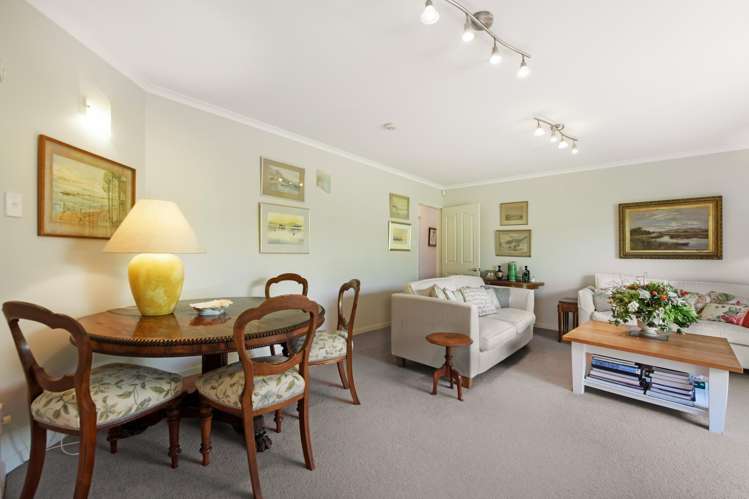 5 Di Pierri Way The Wood_7