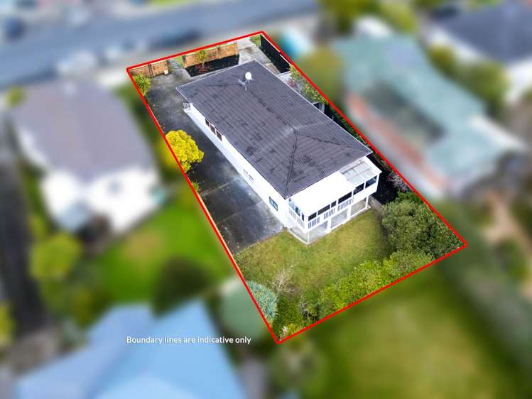 96 Pupuke Road Hillcrest_32