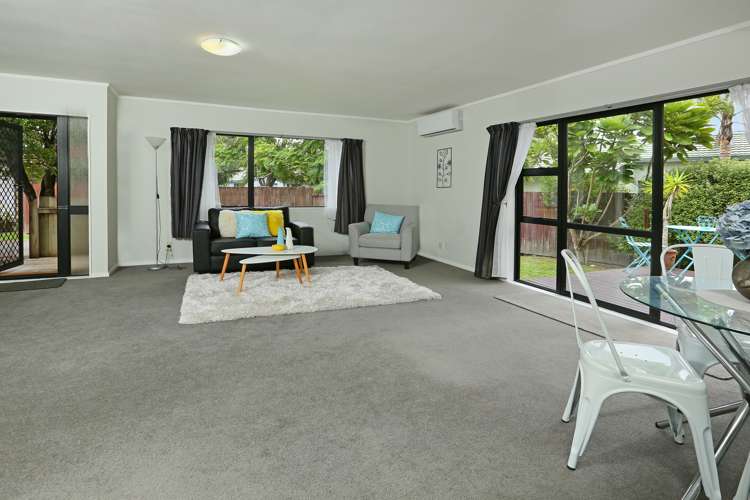 2/5 Septimus Place Henderson_10