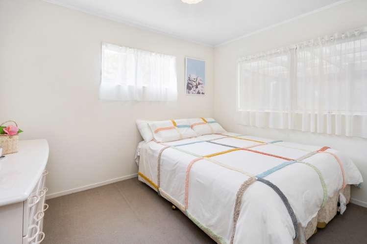 11b Robin Hood Place Onerahi_9