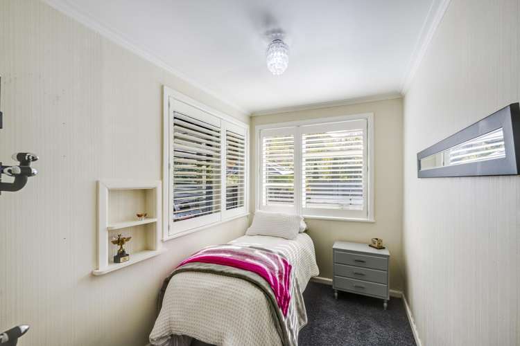 10 Dolbel Street Taradale_20